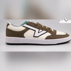 NWT Vans Men's Sneakers Size 8